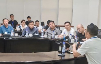 利用新膜技术 践行清洁出产|腾博官网诚信为本总经理方富林与克拉玛依调查团共话石油石化绿色发展